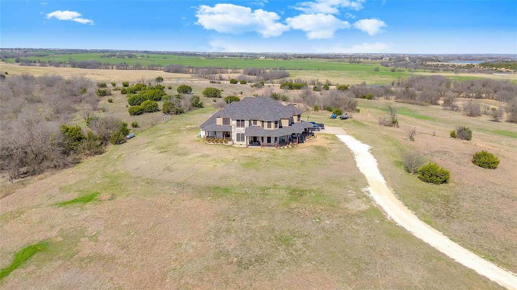 4520 South Nolan River Road Cleburne, TX 76033 - Photo 4 of 40