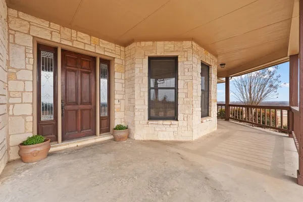 a view of entryway livingroom and hall