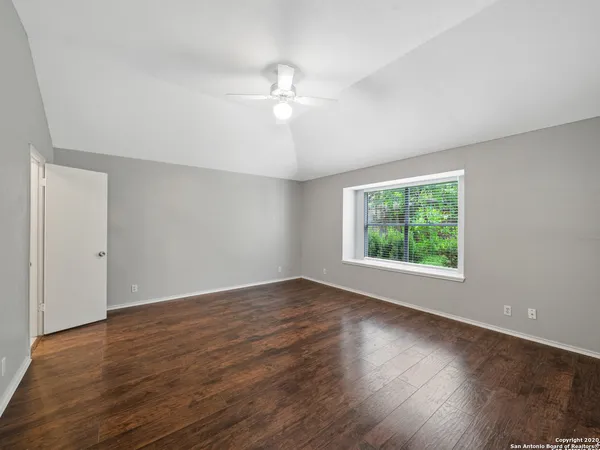 $1,625 | 6110 Broadmeadow, San Antonio, TX 78240