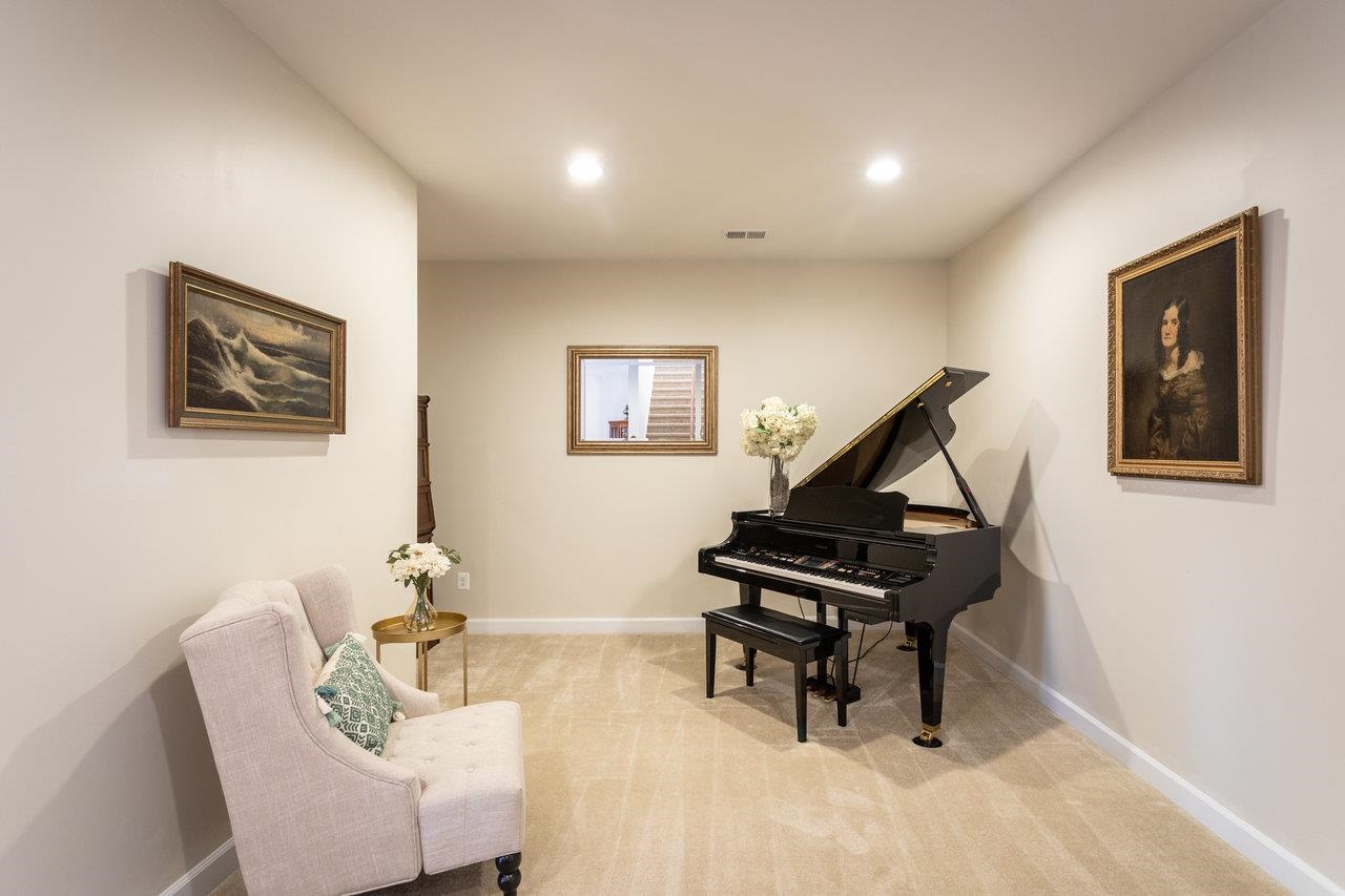 3001 Rutlege Road Harrisonburg, VA 22801 - Photo 6 of 40 Gallery Image 6