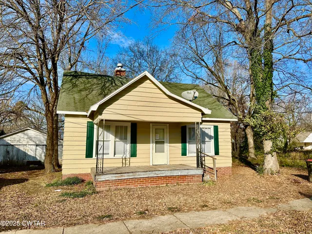 $950 | 1509 Vine Street, Humboldt, TN 38343
