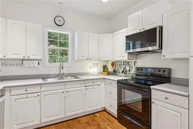 $675,000 | 15 Palmetto Beach Drive, Bluffton, SC 29910