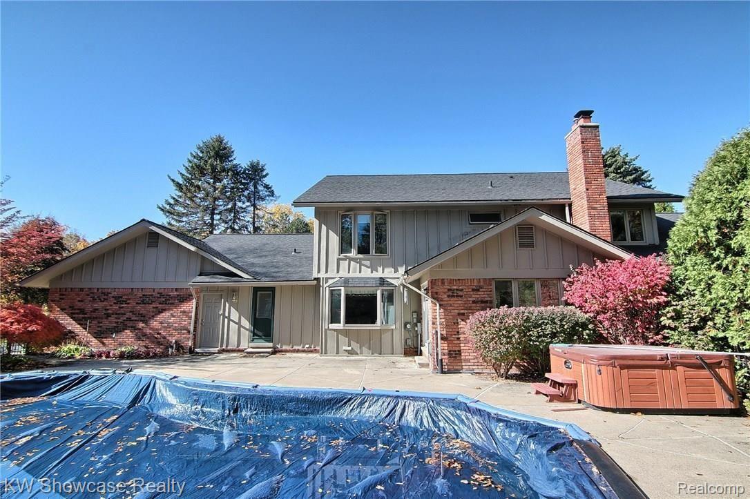 4123 Stoneleigh Road Bloomfield Hills, MI 48302 - Photo 32 of 36 Rear.jpg