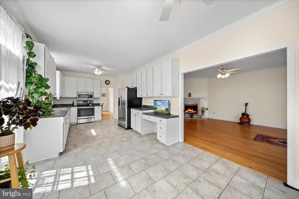 $612,000 | 74 Manor Drive, Edinburg, VA 22824