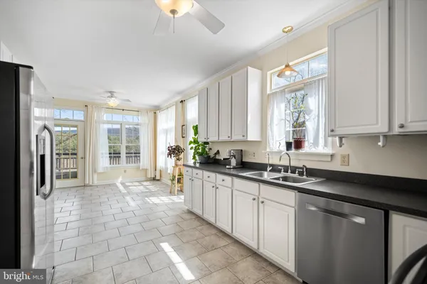 $612,000 | 74 Manor Drive, Edinburg, VA 22824