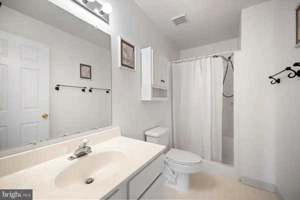 $612,000 | 74 Manor Drive, Edinburg, VA 22824