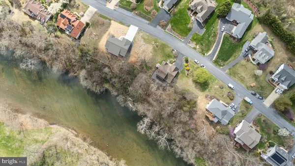 $612,000 | 74 Manor Drive, Edinburg, VA 22824