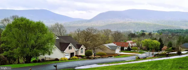 $612,000 | 74 Manor Drive, Edinburg, VA 22824