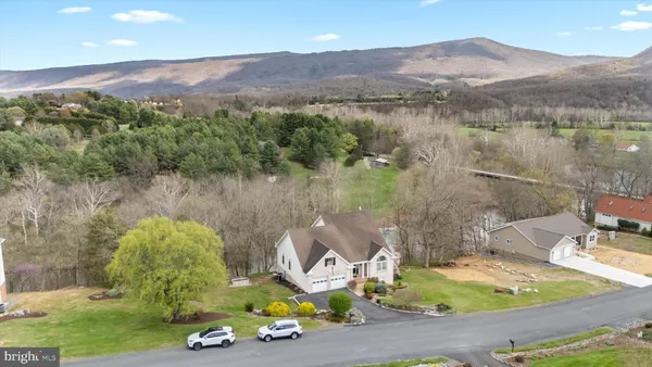 $612,000 | 74 Manor Drive, Edinburg, VA 22824