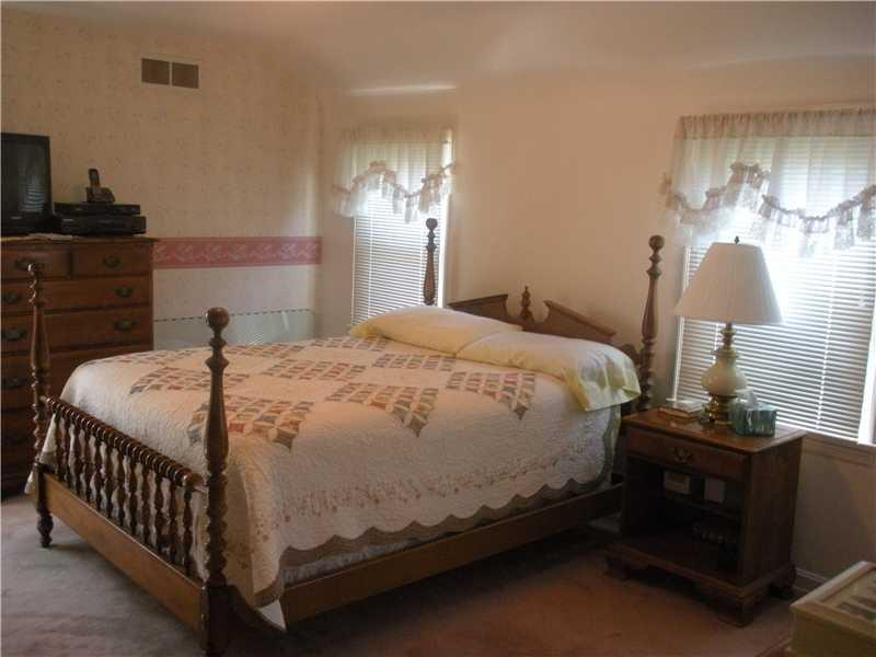 218 Ridgeview Drive Venetia, PA 15367 - Photo 11 of 16 Bedroom. Lovely master bedroom with private bath.