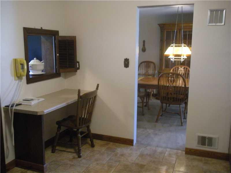 218 Ridgeview Drive Venetia, PA 15367 - Photo 3 of 16 Kitchen. Carefully planned kitchen has plenty of convenient work areas.