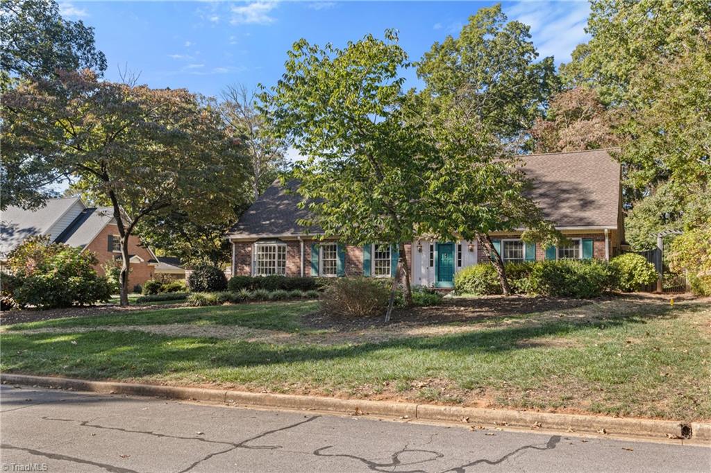 730 Lichfield Road Winston-Salem, NC 27104 - Photo 2 of 49 Gallery Image 2
