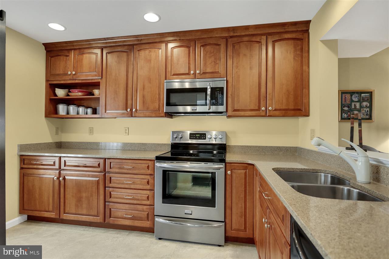 2210 Wexford Road Palmyra, PA 17078 - Photo 12 of 24 Gallery Image 12