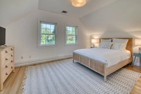 63 Chester Street, Bridgehampton, NY 11932