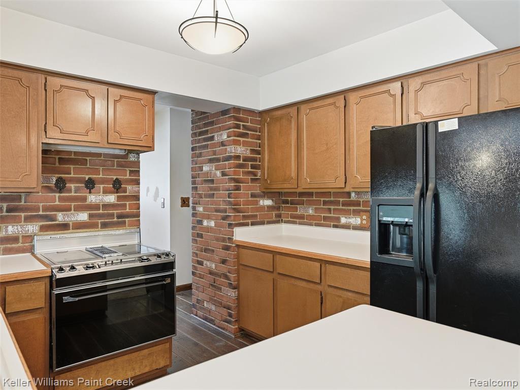 436 Broadleaf Drive Rochester, MI 48306 - Photo 20 of 41