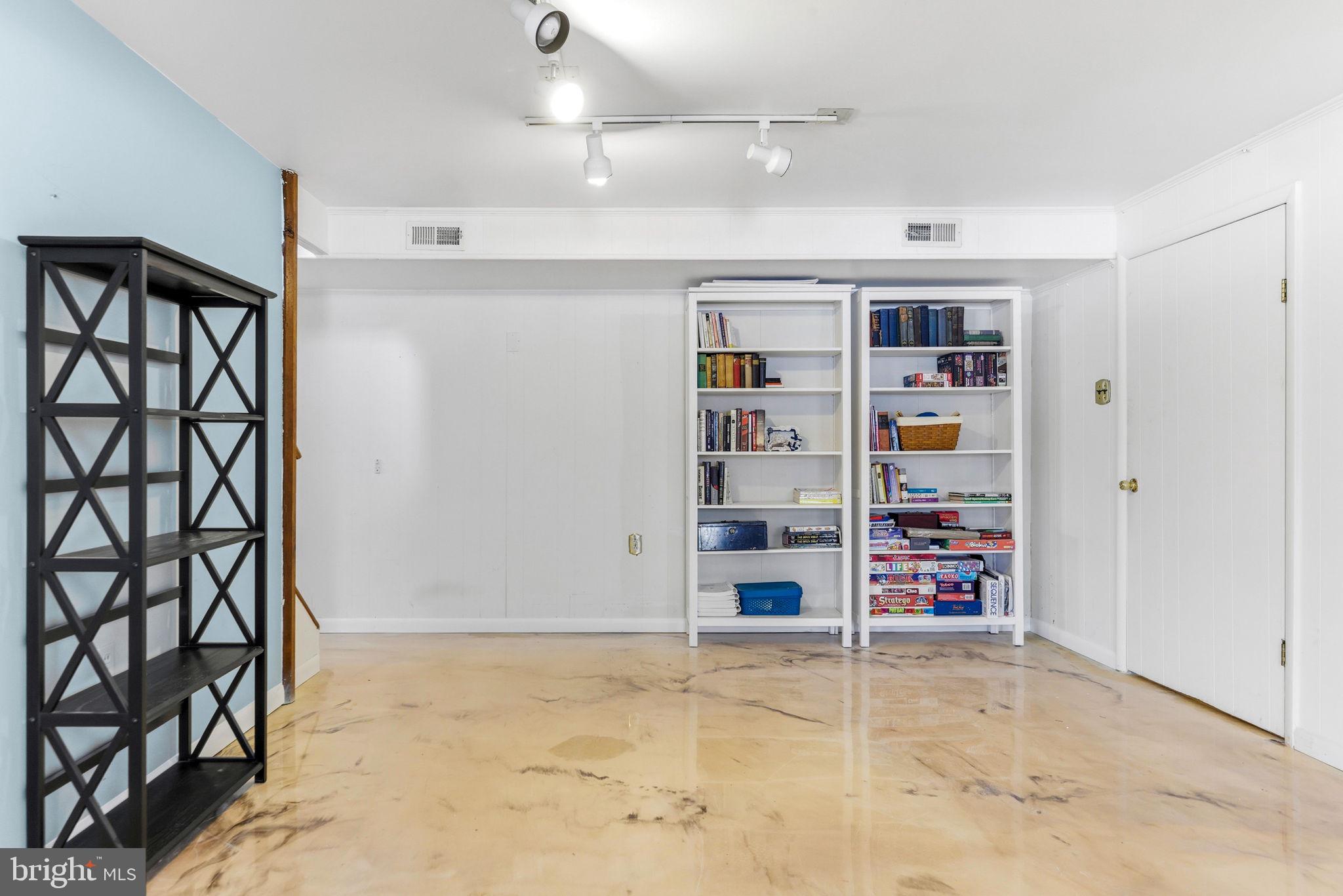 2117 Woodfork Road Lutherville-Timonium, MD 21093 - Photo 46 of 62