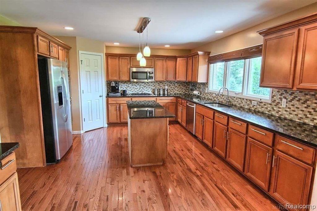 74455 Gould Road Romeo, MI 48065 - Photo 8 of 25 8.jpg