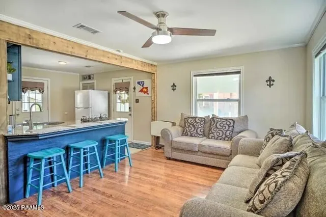 $97,500 | 122 North Richelieu Circle, New Iberia, LA 70560