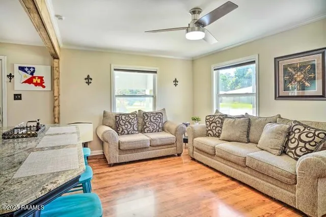 $97,500 | 122 North Richelieu Circle, New Iberia, LA 70560