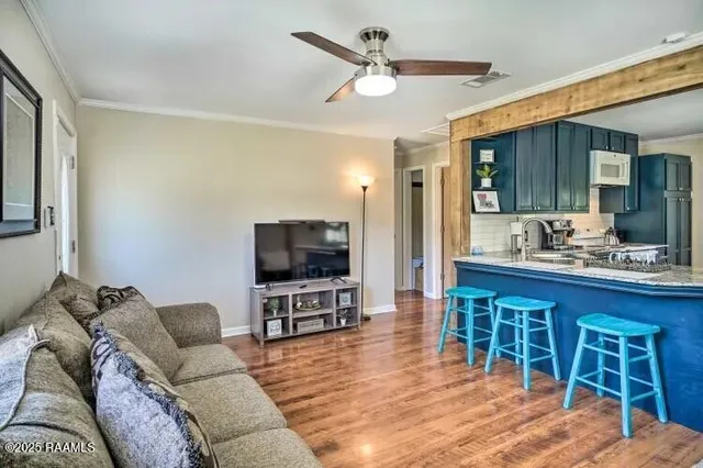 $97,500 | 122 North Richelieu Circle, New Iberia, LA 70560