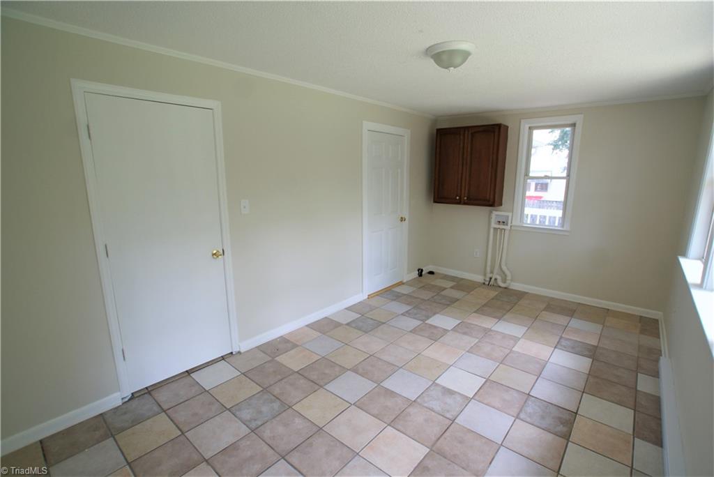 1116 Countryside Drive High Point, NC 27265 - Photo 11 of 17 Gallery Image 11