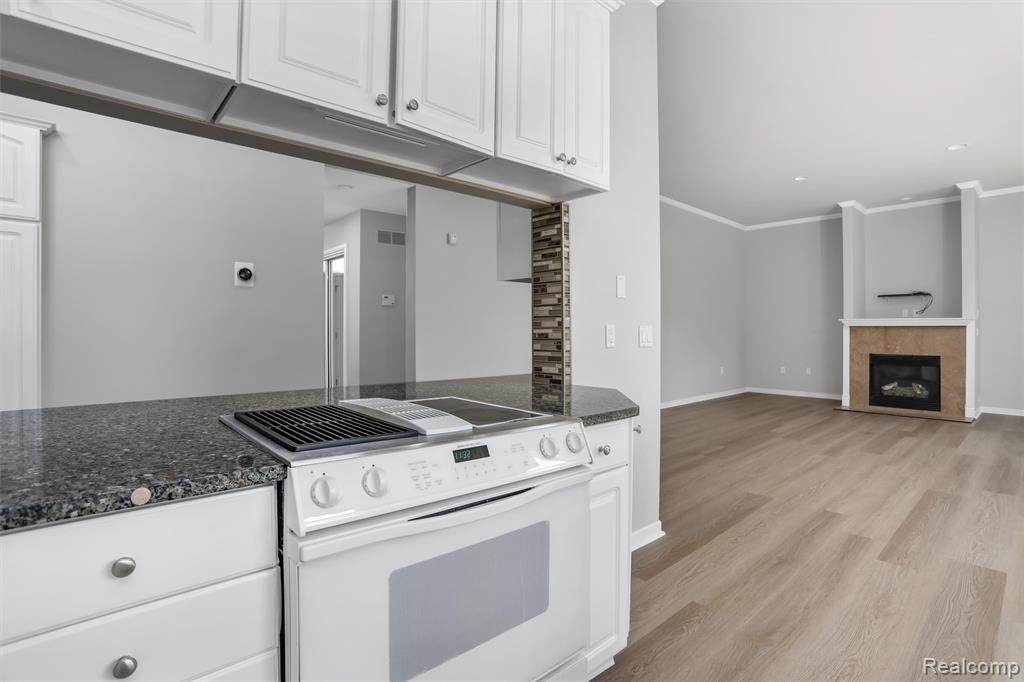 2137 Crystal Drive Rochester Hills, MI 48309 - Photo 14 of 32