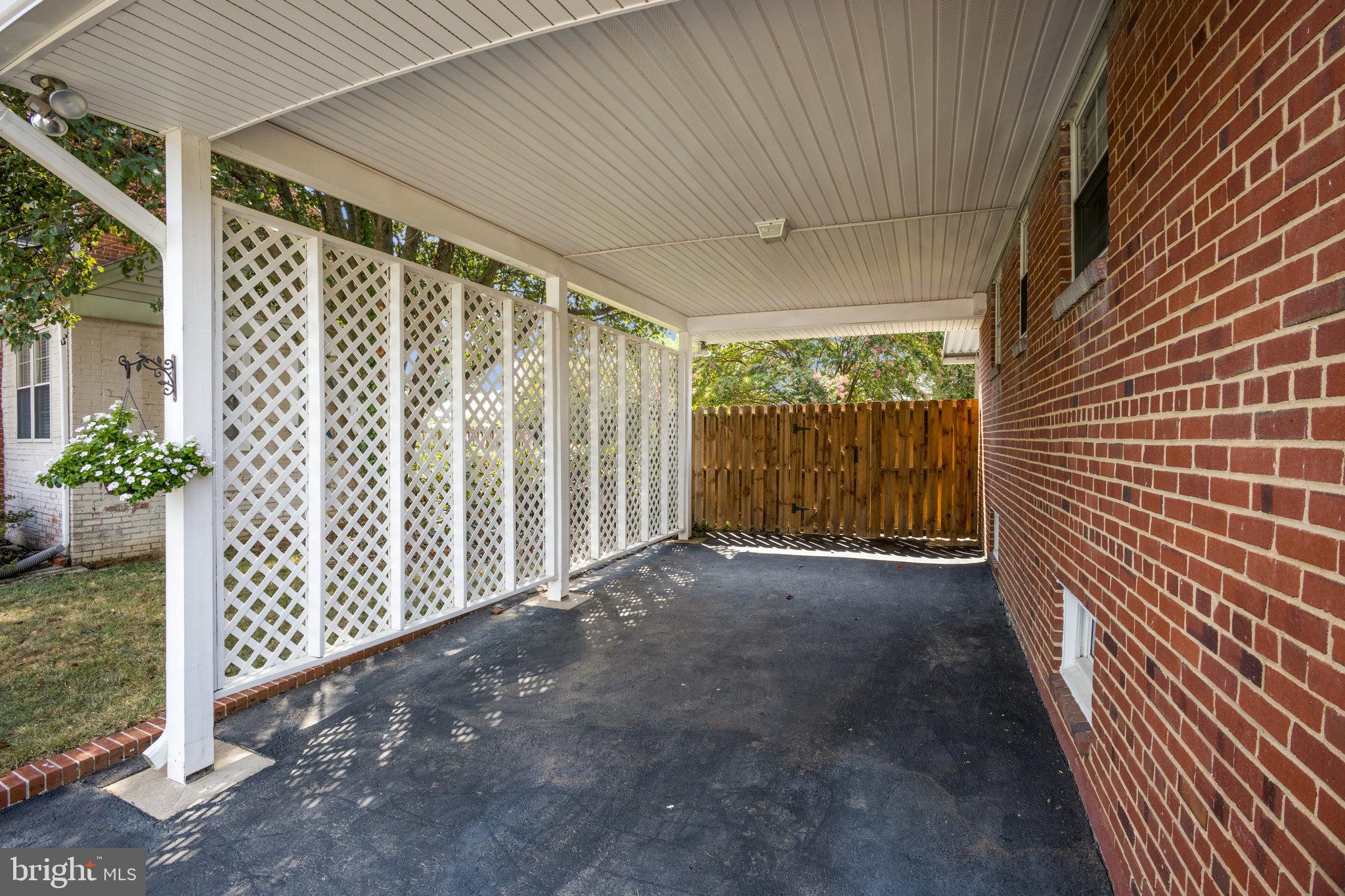 6006 Frederick Street Springfield, VA 22150 - Photo 3 of 38 Carport