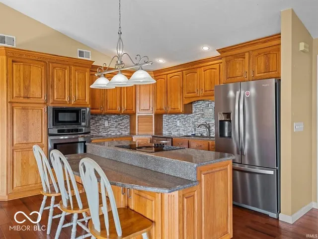 $695,500 | 12349 Scenic Circle, Loogootee, IN 47553