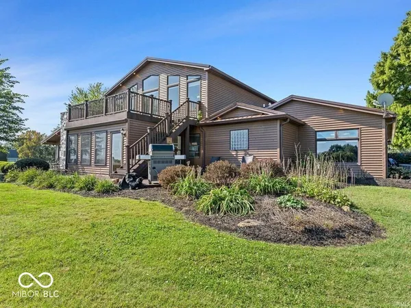 $695,500 | 12349 Scenic Circle, Loogootee, IN 47553