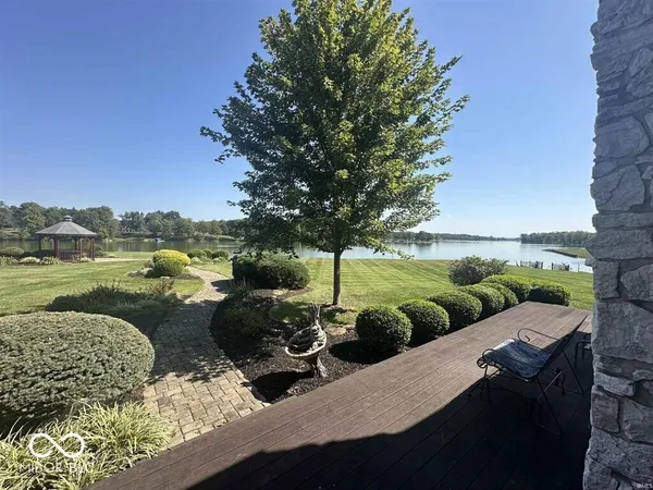 $695,500 | 12349 Scenic Circle, Loogootee, IN 47553
