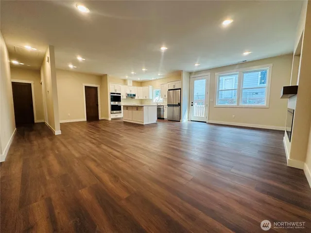 $595,000 | 21 East Eastwood Lane, Union, WA 98592