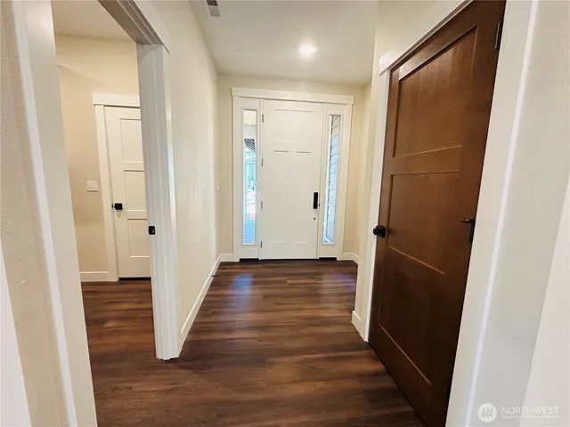 $595,000 | 21 East Eastwood Lane, Union, WA 98592