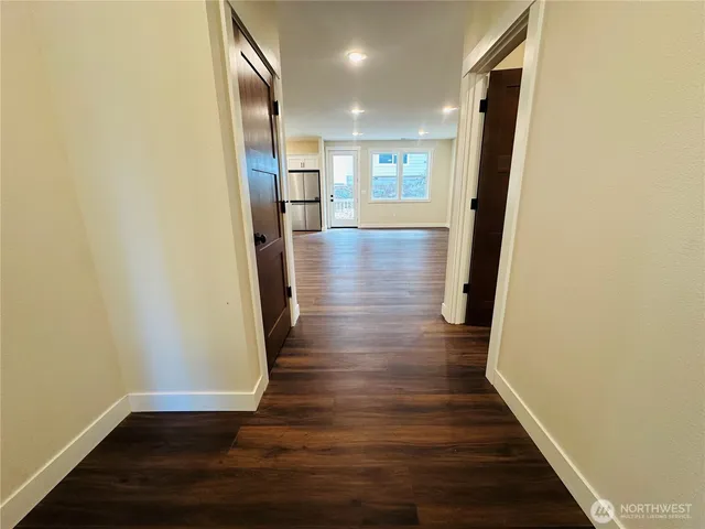 $595,000 | 21 East Eastwood Lane, Union, WA 98592