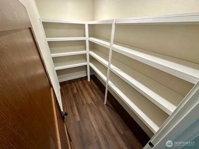 $595,000 | 21 East Eastwood Lane, Union, WA 98592