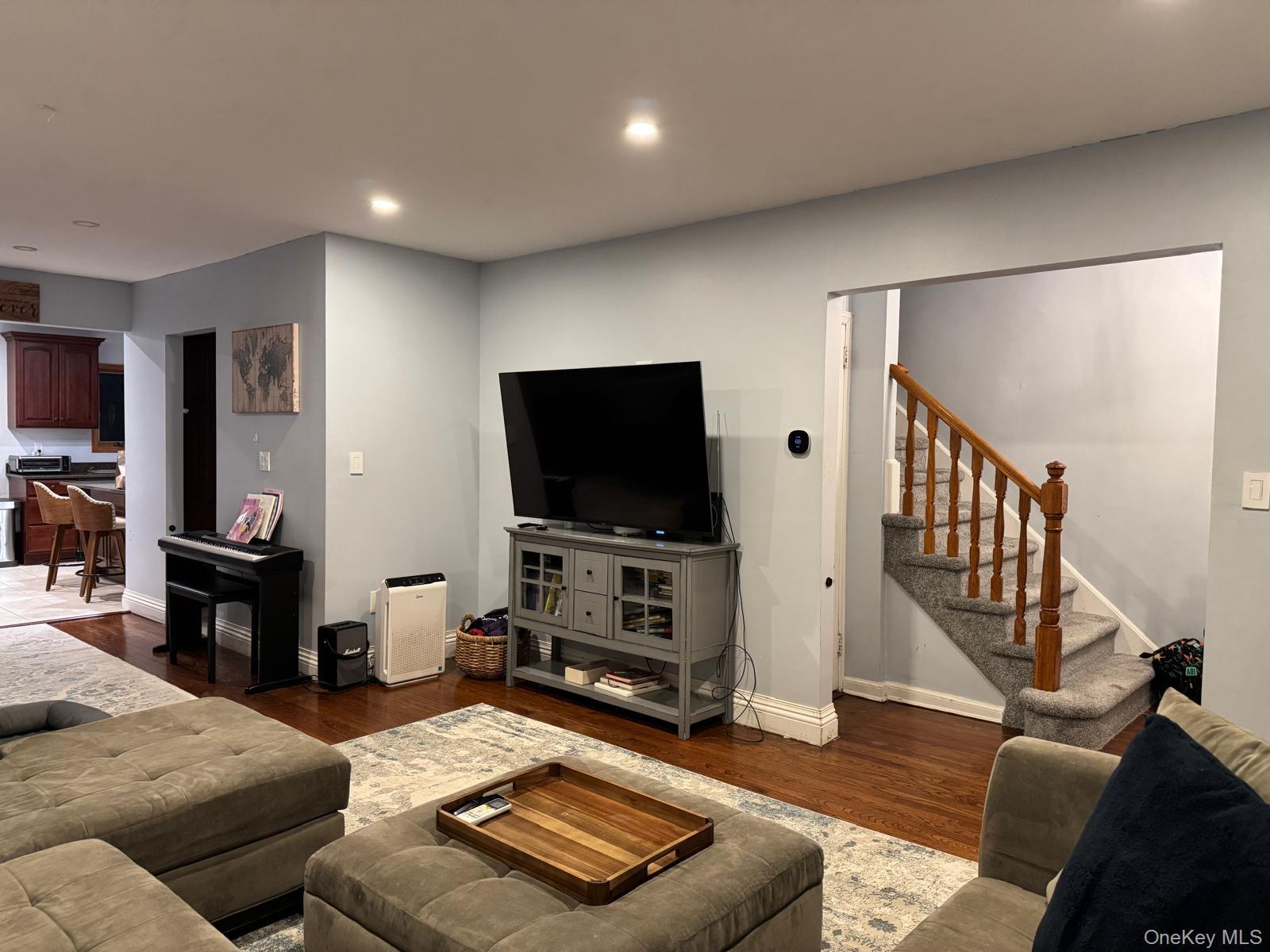 48 Jefferson Road Farmingdale, NY 11735 - Photo 5 of 22