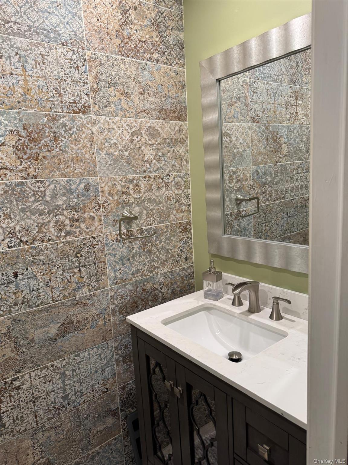 48 Jefferson Road Farmingdale, NY 11735 - Photo 6 of 22