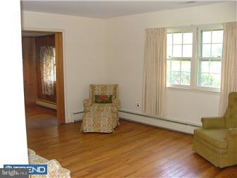 50 Mifflin Road Dover, DE 19904 - Photo 8 of 12 Living Room