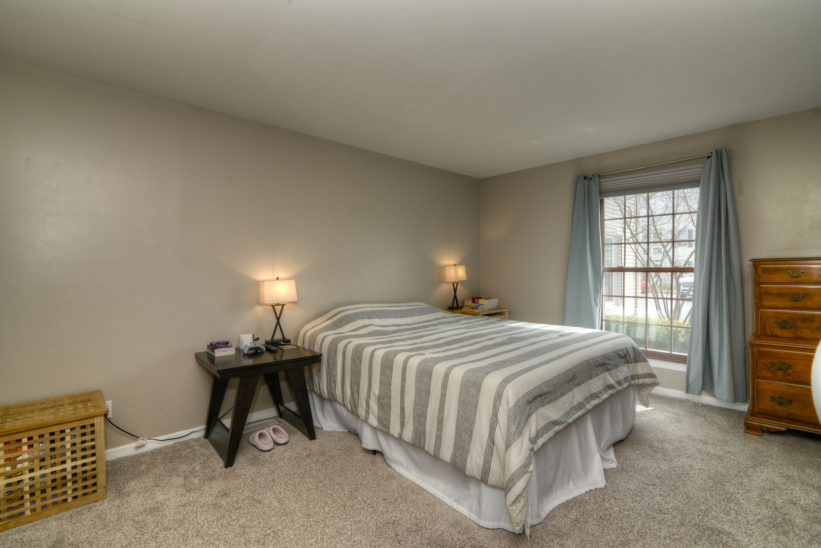116 Dunham Place Commons, Unit 116 St. Charles, IL 60174 - Photo 13 of 26 a bedroom with a bed and a window