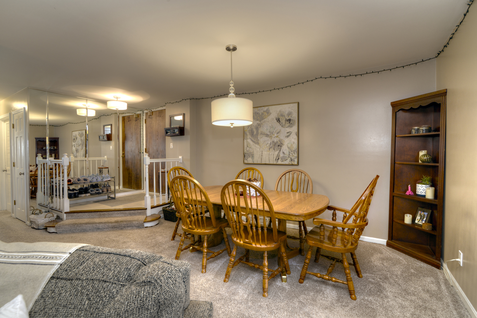 116 Dunham Place Commons, Unit 116 St. Charles, IL 60174 - Photo 4 of 26 a dining room with furniture and window