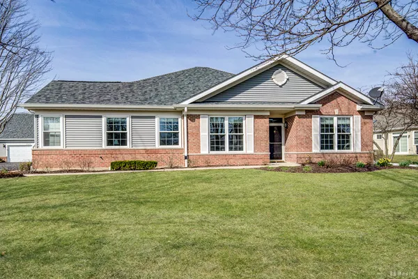$329,000 | 21400 Mays Lake Drive, Crest Hill, IL 60403