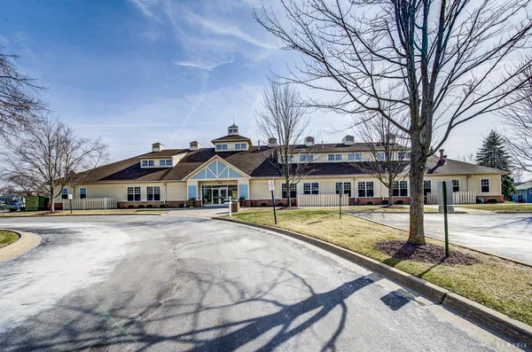 $329,000 | 21400 Mays Lake Drive, Crest Hill, IL 60403