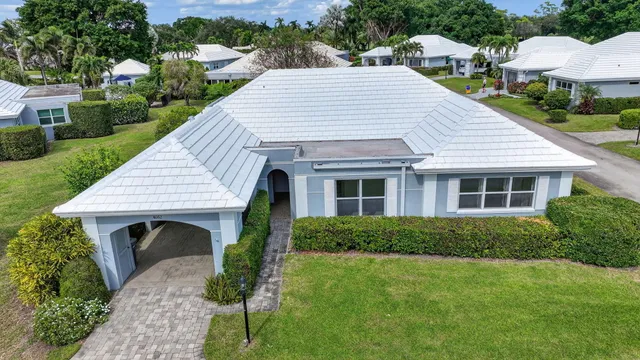 $719,000 | 4862 South Lake Drive, Boynton Beach, FL 33436