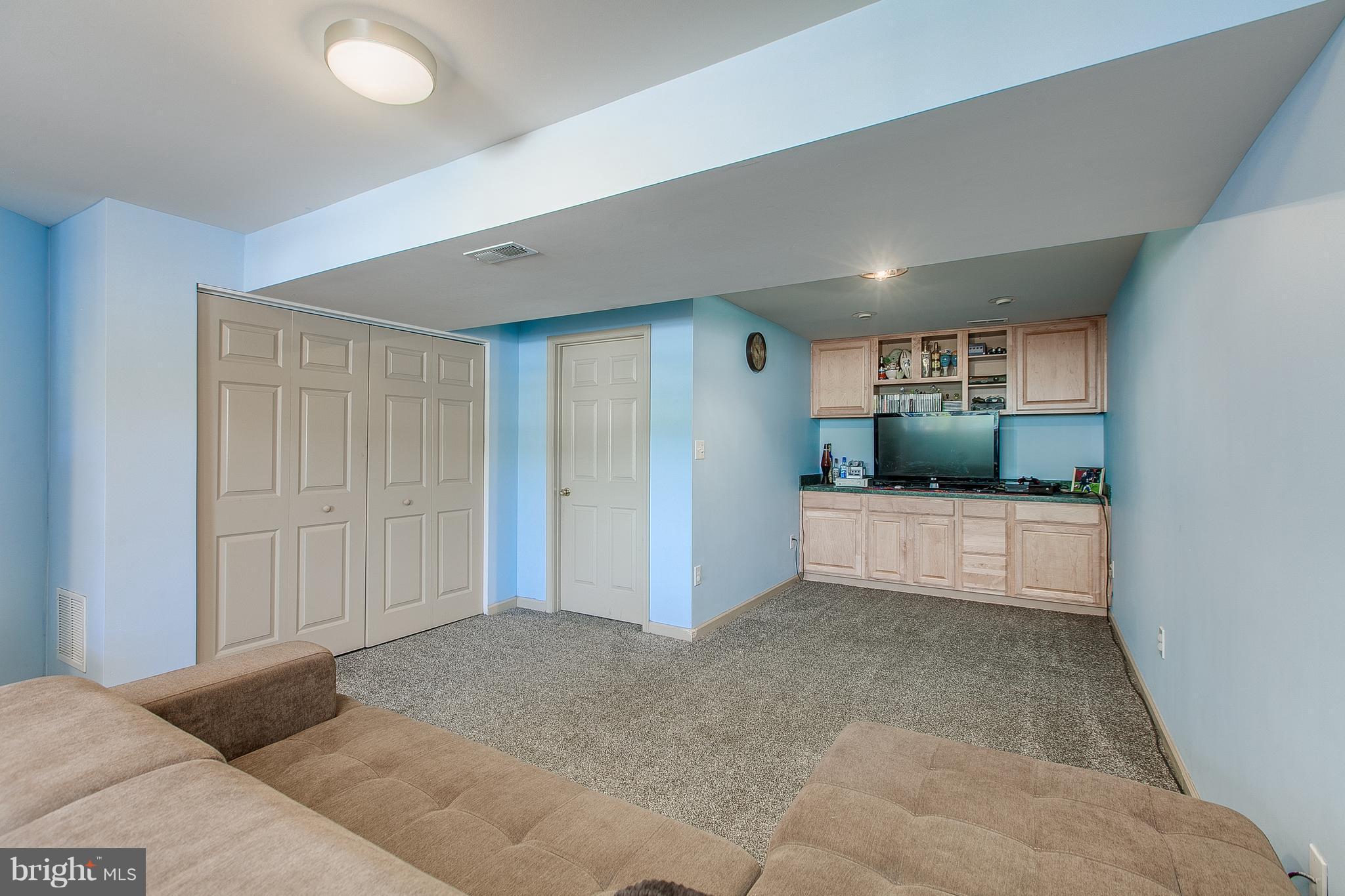 106 Sentry Ridge Smithsburg, MD 21783 - Photo 21 of 24 Family Room