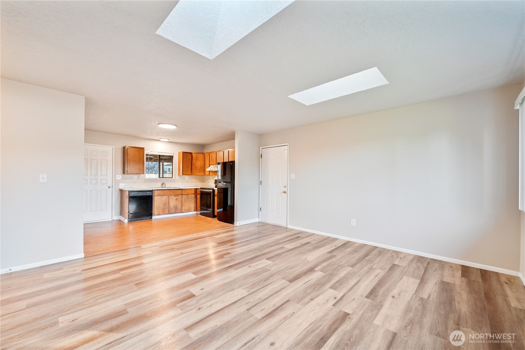 2 Burdick Place, Unit C/D Longview, WA 98632 - Photo 3 of 30