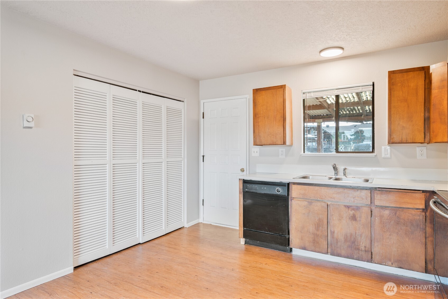 2 Burdick Place, Unit C/D Longview, WA 98632 - Photo 8 of 30