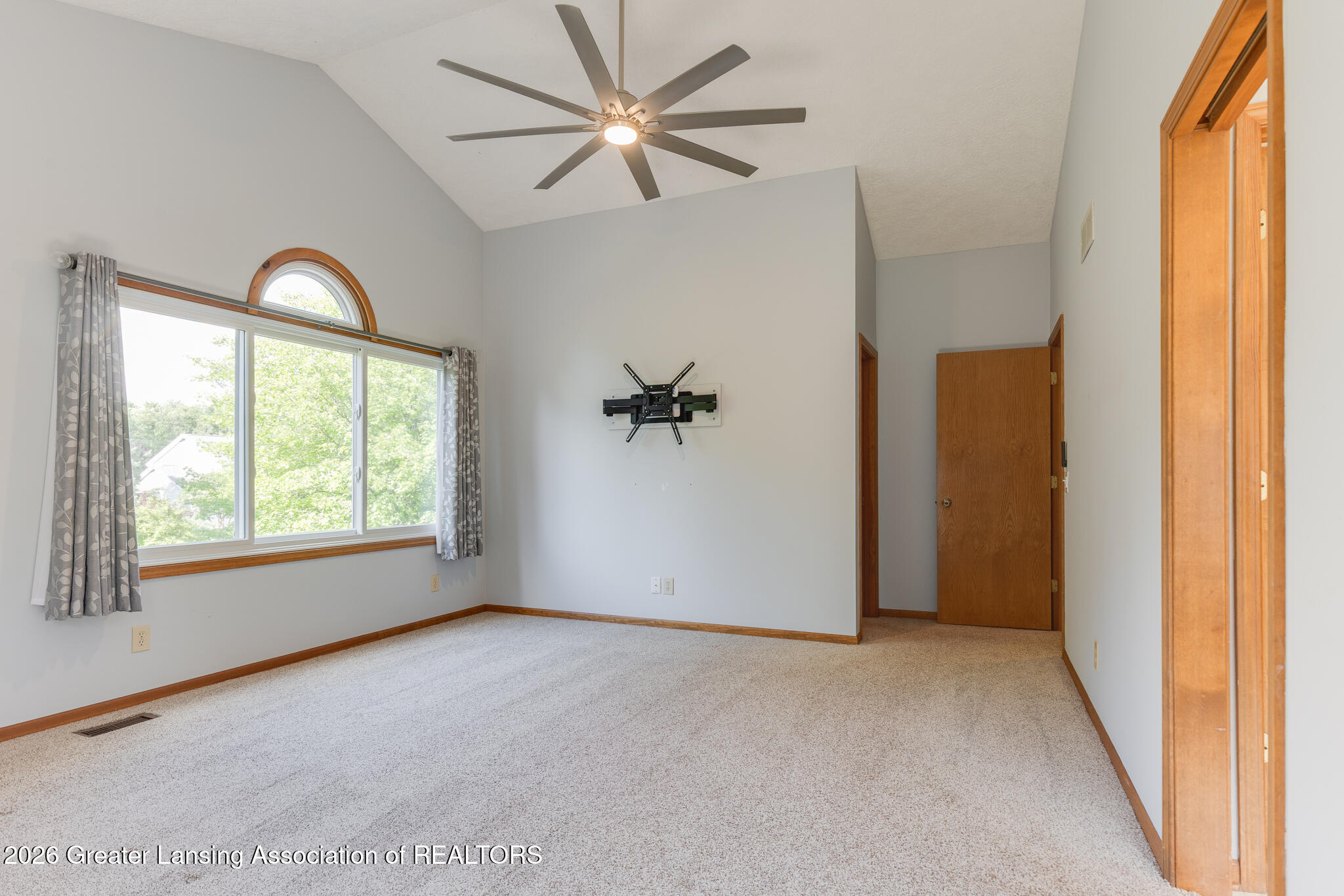 4115 West Howe Road Dewitt, MI 48820 - Photo 17 of 32 .