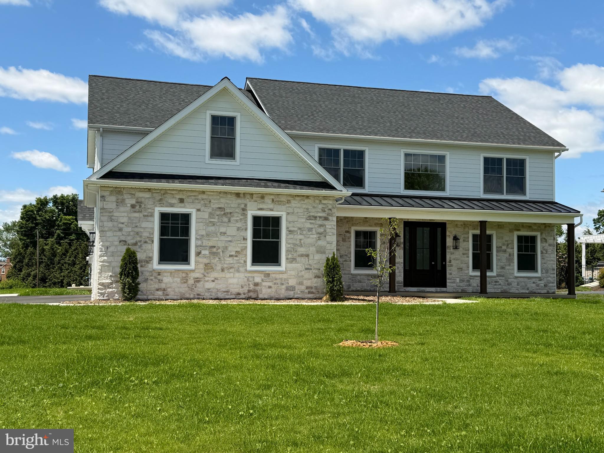 513 Cheltenham Court Lititz, PA 17543 - Photo 3 of 67
