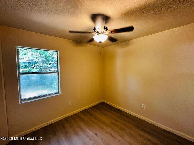 2716 Rutledge Avenue Jackson, MS 39213 - Photo 14 of 17 image-9