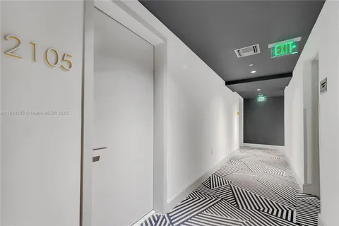 $609,000 | 45 Southwest 9th Street, Unit 2105, Miami, FL 33130