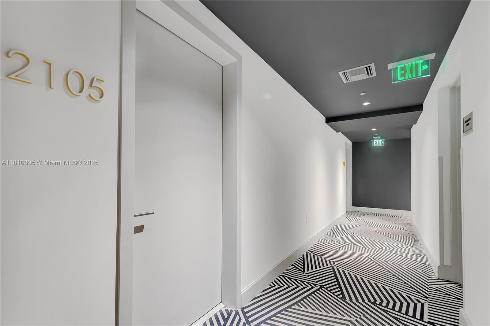 45 Southwest 9th Street, Unit 2105 Miami, FL 33130 - Photo 16 of 27